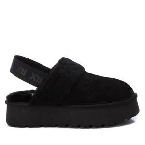 NEW XTI women's winter clogs in black